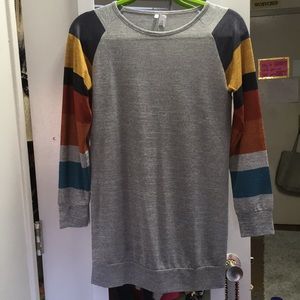 Long sleeve shirt with colored stripes